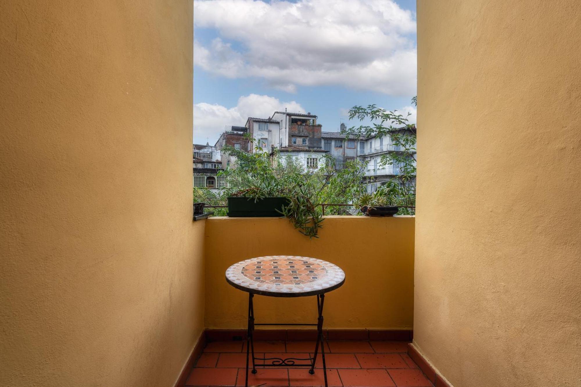 Anfiteatro Apartment *